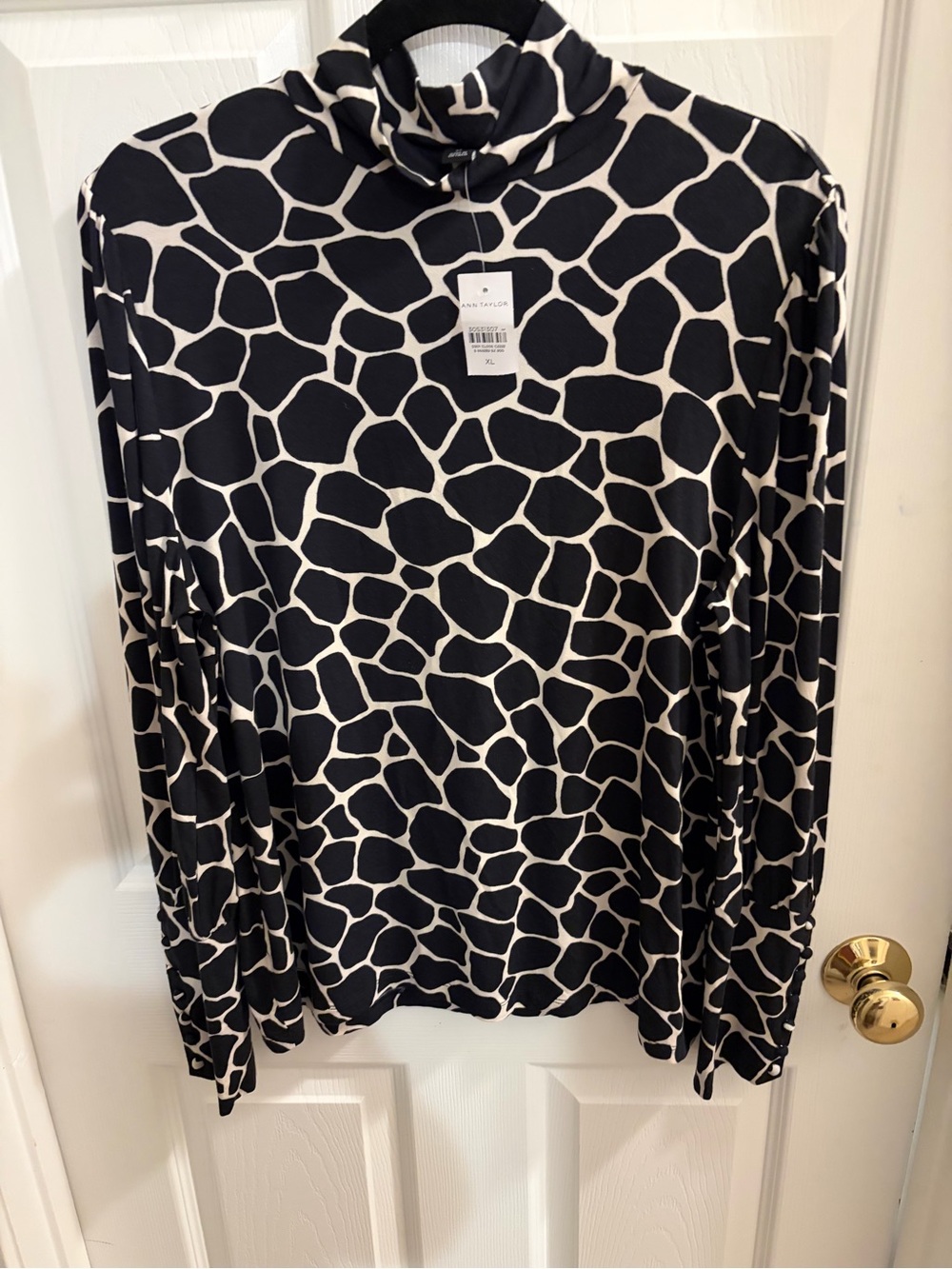 Ann Taylor Black & Cream Giraffe-Print Mock Neck Top